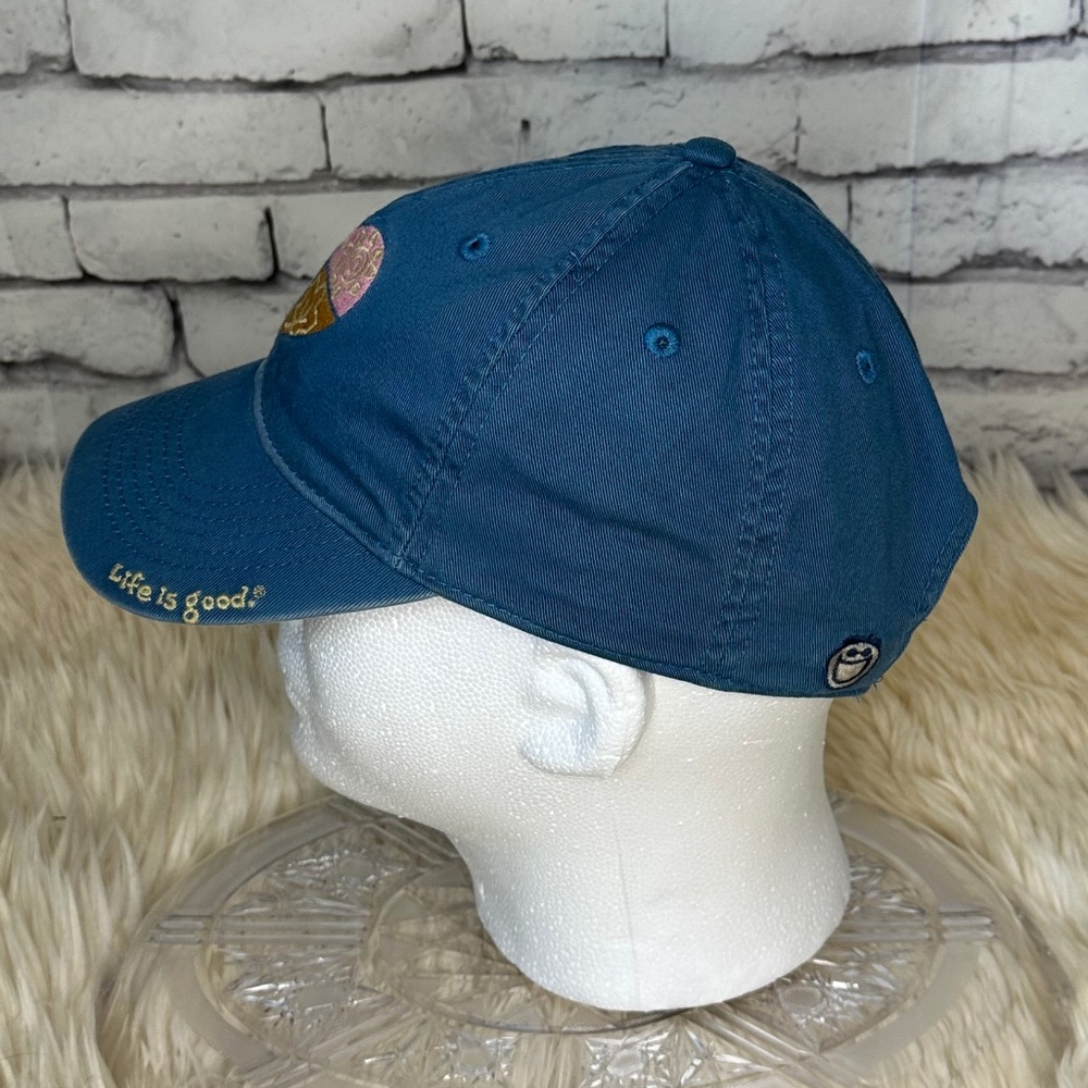 Life is Good Four Season Heart Hat - Picture 5 of 11